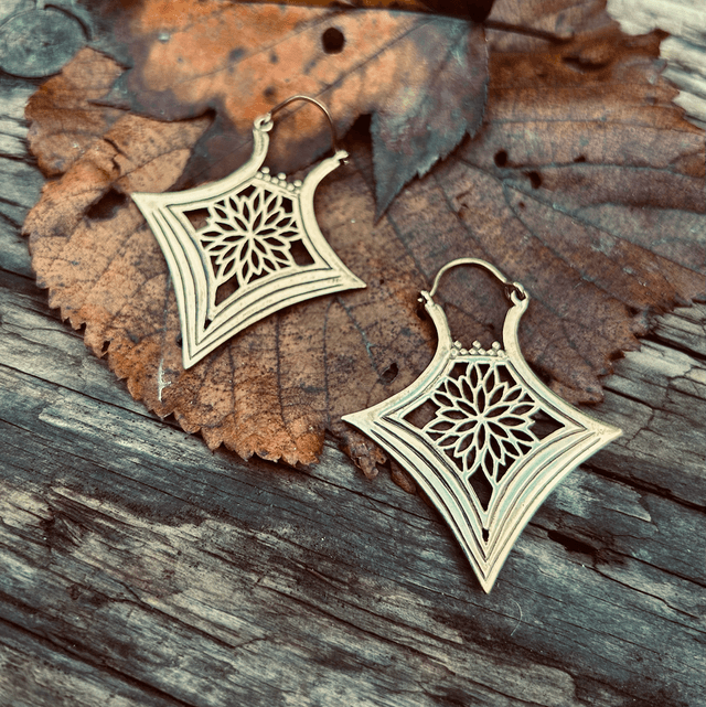 BOUCLES D’OREILLES BERBÈRES TOUARÈGUES 