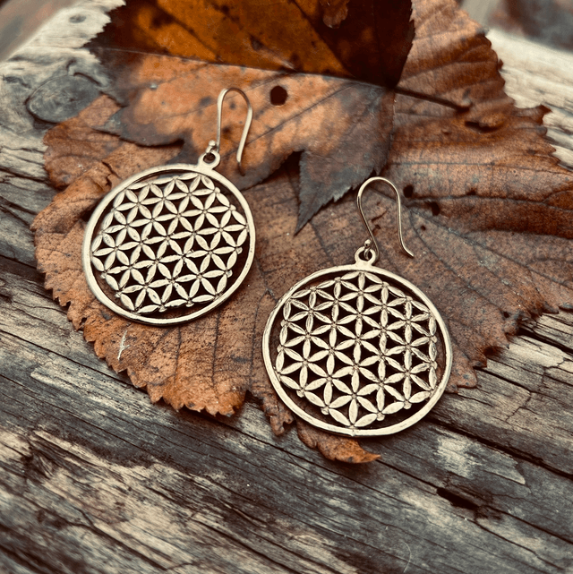 BOUCLES D’OREILLES DORÉES TOMBANTES FLEUR DE VIE